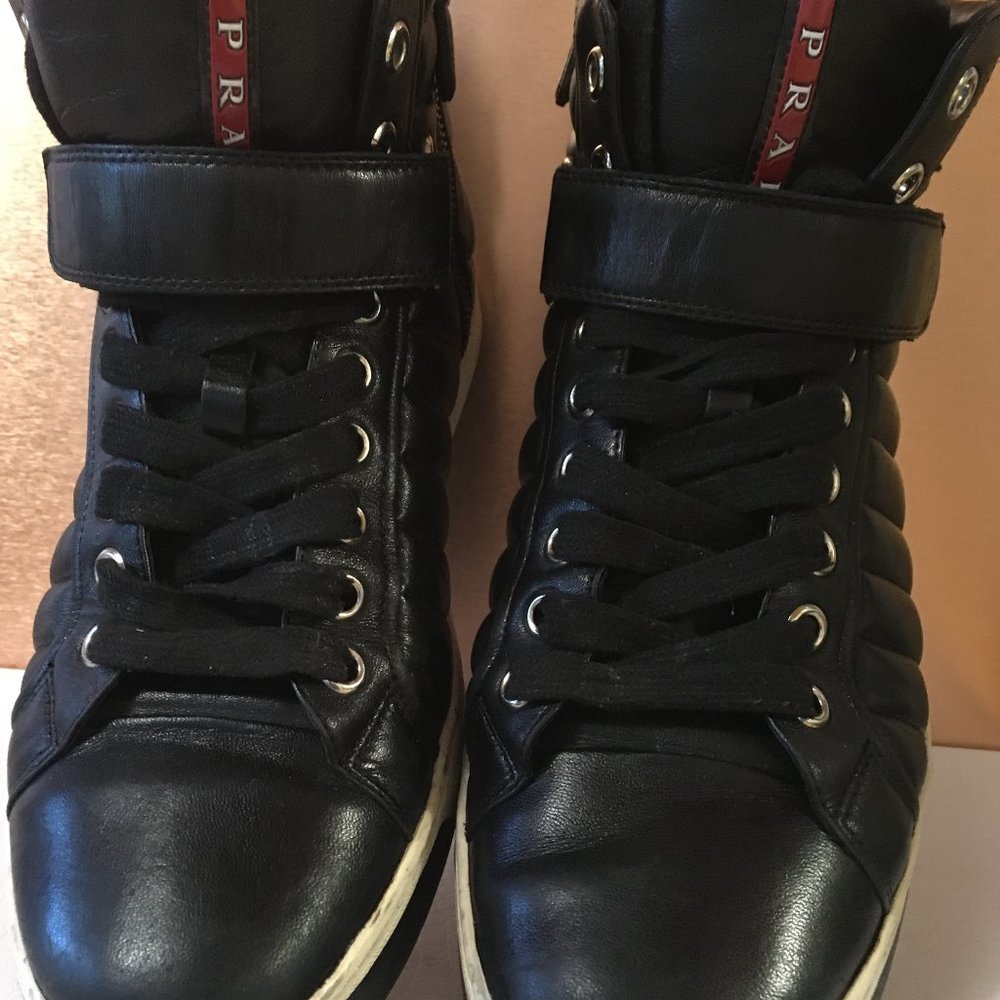 Prada Men's hi top Sneakers